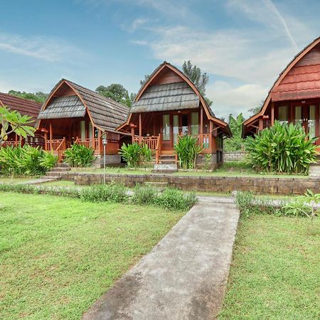 Dekara Cottages Ped Exterior photo