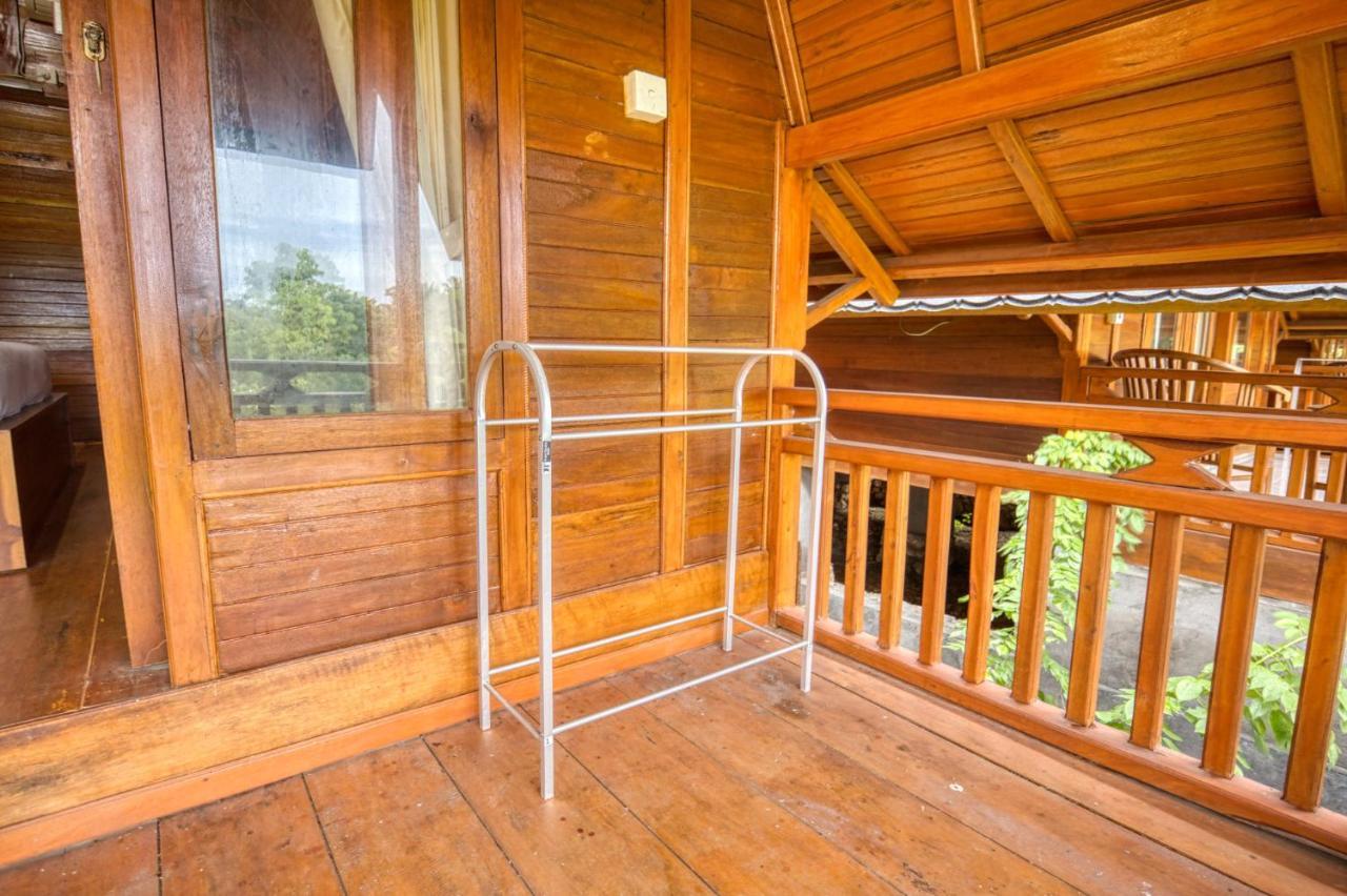 Dekara Cottages Ped Exterior photo