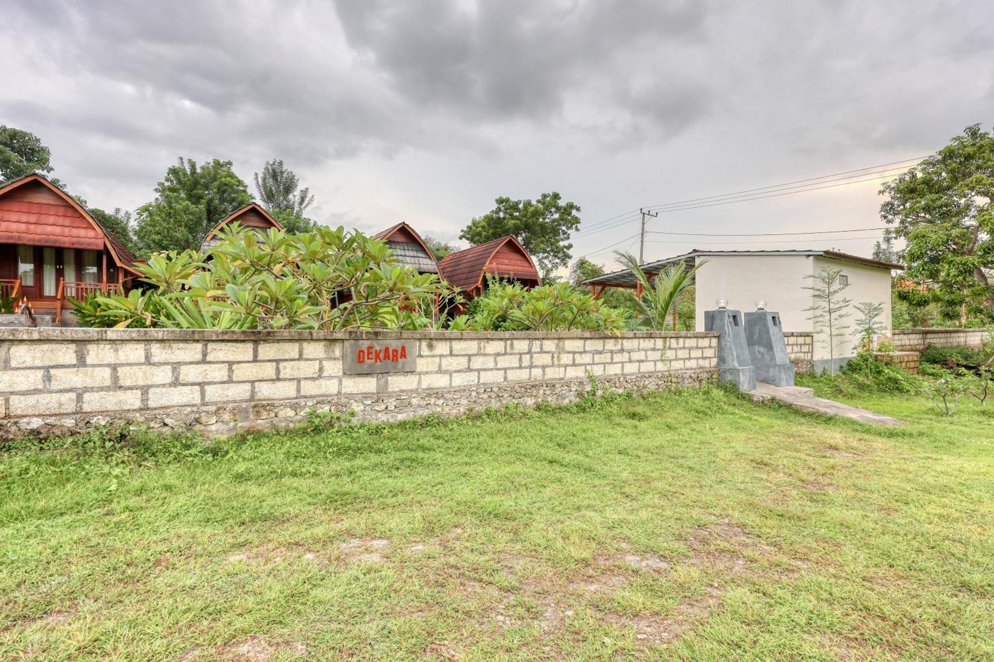 Dekara Cottages Ped Exterior photo